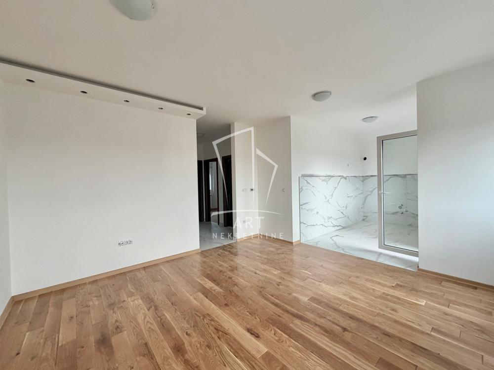 Stan na prodaju u Beogradu, Borča, dvoiposoban, 55m2, cena 145200 evra