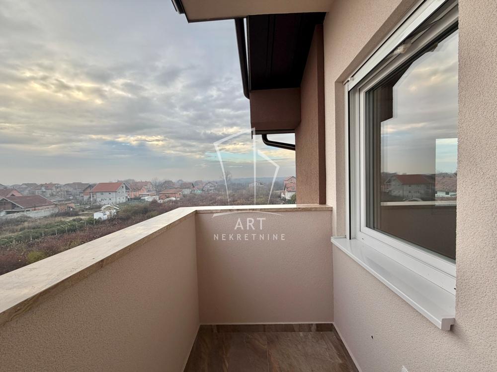 Stan na prodaju u Beogradu, Borča, jednoiposoban, 45m2, cena 118800 evra