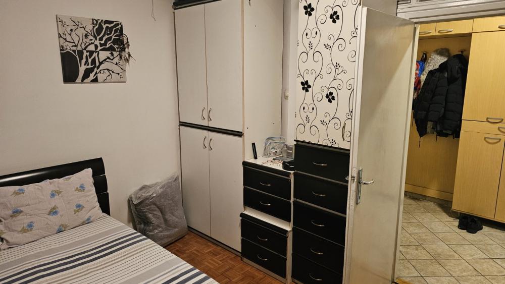 Stan na prodaju u Beogradu, Novi Beograd blok 3, dvosoban, 47m2, cena 175000 evra