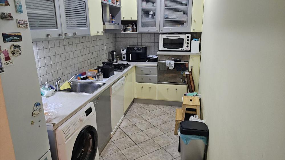 Stan na prodaju u Beogradu, Novi Beograd blok 3, dvosoban, 47m2, cena 175000 evra