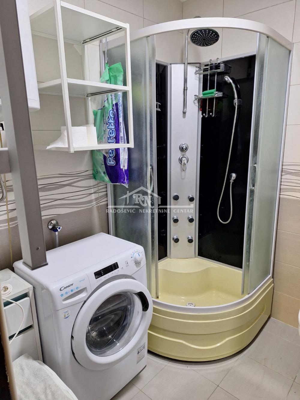 Stan na prodaju u Beogradu, Kaluđerica, jednoiposoban, 38m2, cena 66000 evra