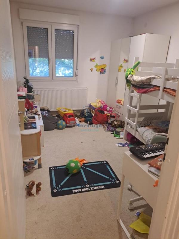 Stan na prodaju u Beogradu, Vidikovac, troiposoban, 94m2, cena 215000 evra