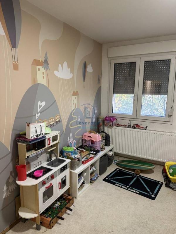 Stan na prodaju u Beogradu, Vidikovac, troiposoban, 94m2, cena 215000 evra