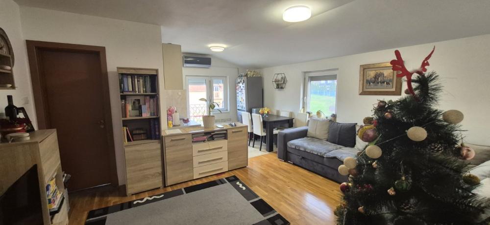 Stan na prodaju u Beogradu, Višnjica, dvosoban, 42m2, cena 90000 evra