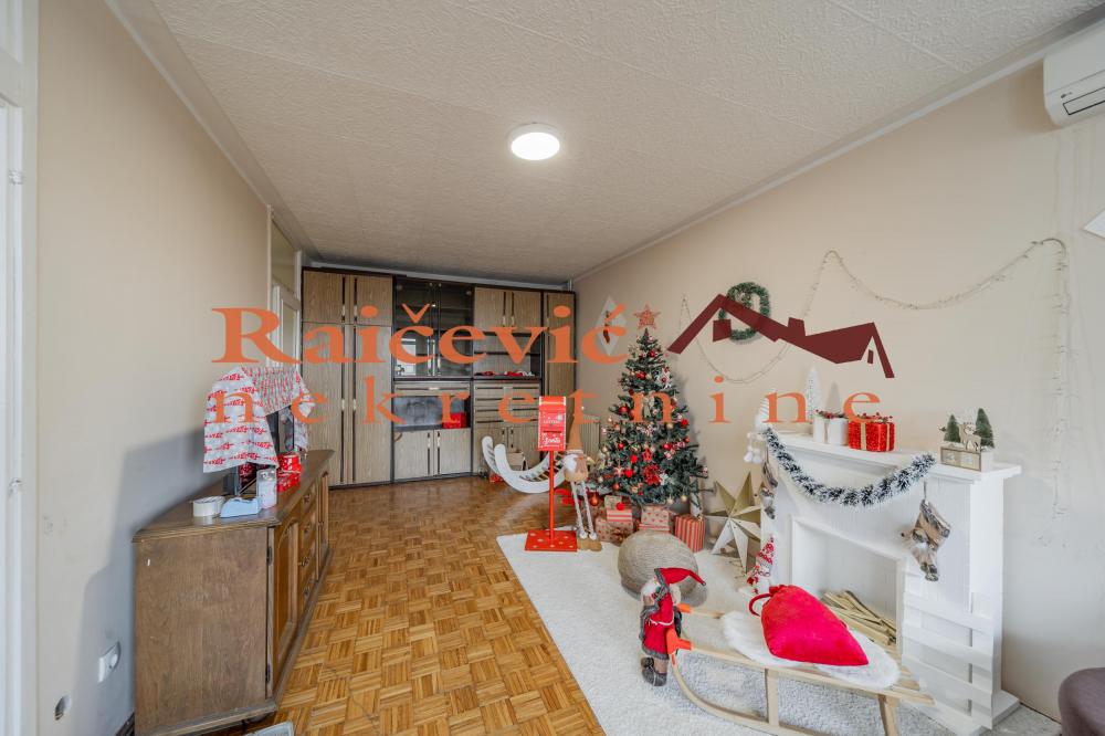 Stan na prodaju u Beogradu, Novi Beograd blok 61, dvosoban, 67m2, cena 205000 evra