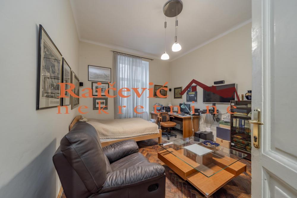 Stan na prodaju u Beogradu, Beograd (centar), trosoban, 83m2, cena 280000 evra