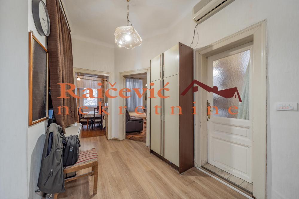 Stan na prodaju u Beogradu, Beograd (centar), trosoban, 83m2, cena 280000 evra