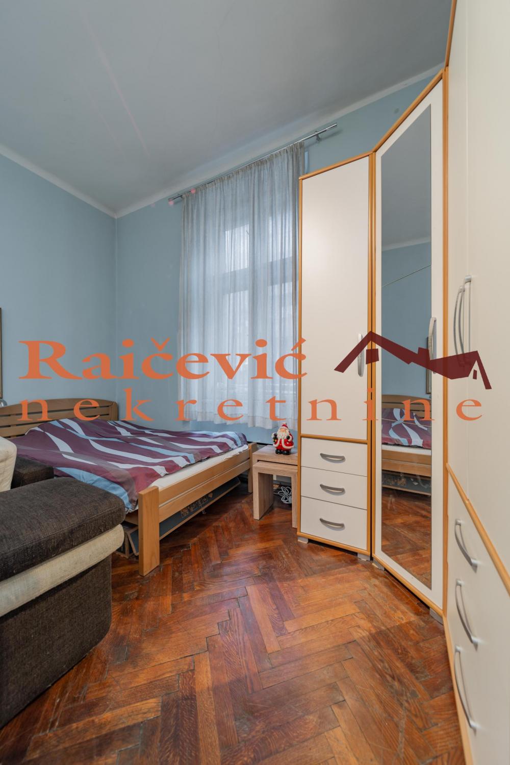 Stan na prodaju u Beogradu, Beograd (centar), trosoban, 83m2, cena 280000 evra