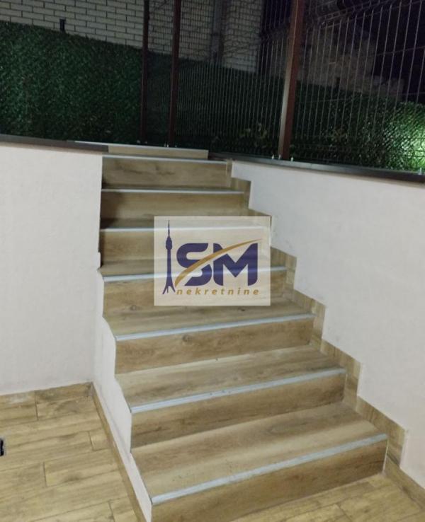 Stan na prodaju u Beogradu, Čukarica, trosoban, 117m2, cena 121700 evra