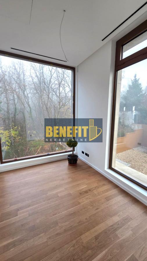 Stan na prodaju u Beogradu, Dedinje, 332m2, cena 1325000 evra