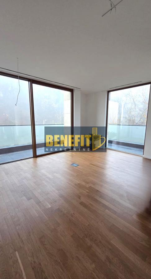 Stan na prodaju u Beogradu, Dedinje, 338m2, cena 1350000 evra