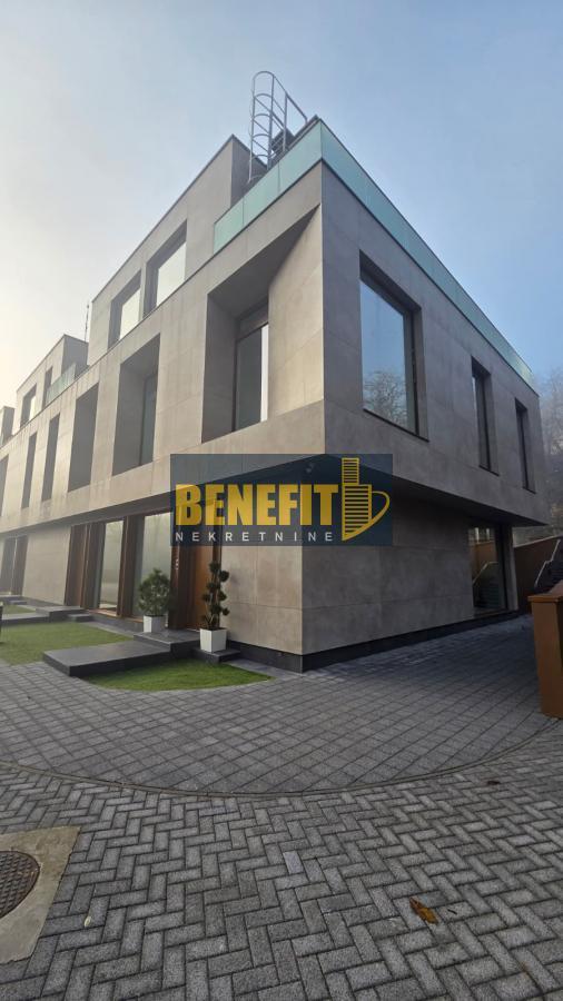 Stan na prodaju u Beogradu, Dedinje, cetvorosoban, 284m2, cena 1169000 evra