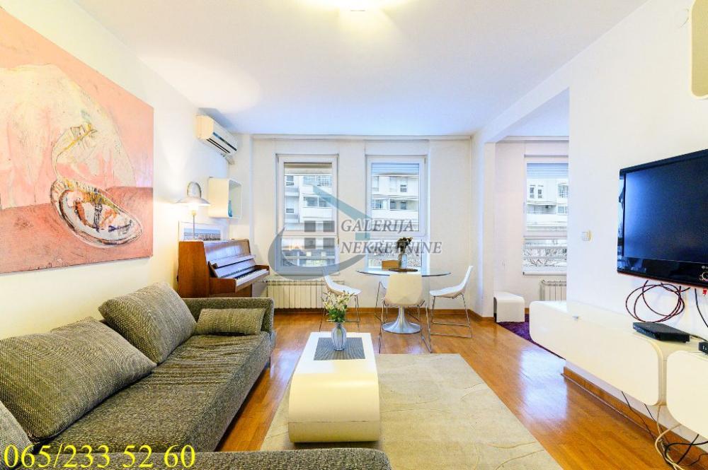 Stan na prodaju u Beogradu, Novi Beograd, dvosoban, 56m2, cena 229000 evra