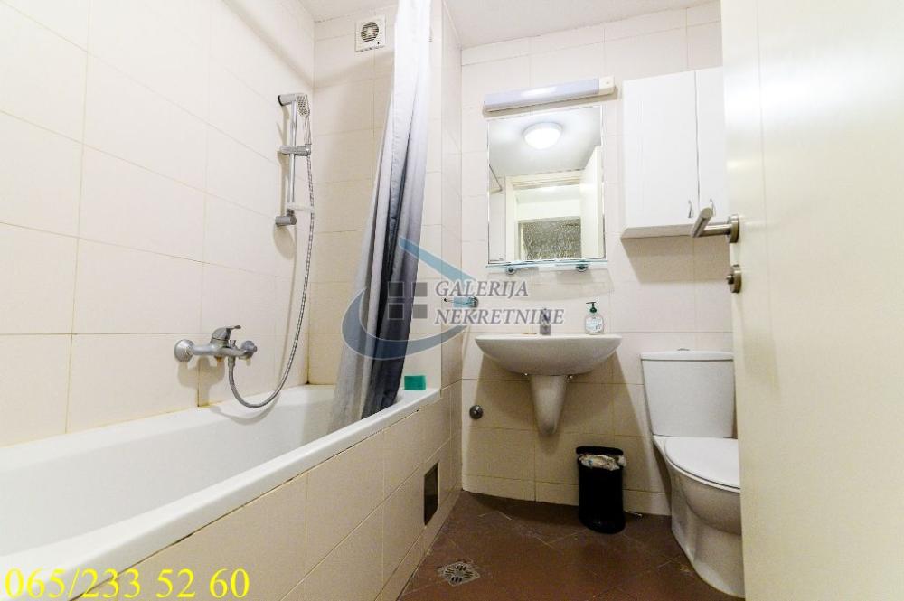 Stan na prodaju u Beogradu, Novi Beograd, dvosoban, 56m2, cena 229000 evra