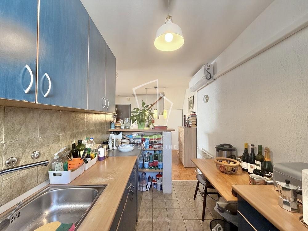 Stan na prodaju u Beogradu, Rakovica, dvoiposoban, 64m2, cena 136000 evra