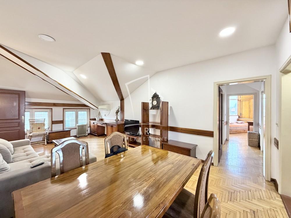 Stan na prodaju u Beogradu, Dušanovac, dvoiposoban, 73m2, cena 178850 evra