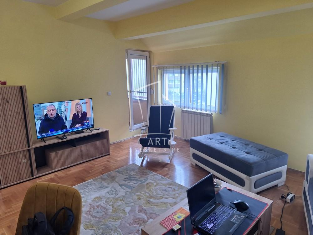 Stan na prodaju u Beogradu, Zvezdara, jednoiposoban, 48m2, cena 130000 evra