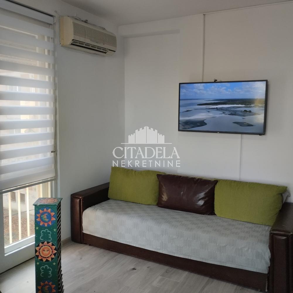 Stan na prodaju u Beogradu, Čukarica, dvoiposoban, 56m2, cena 150000 evra