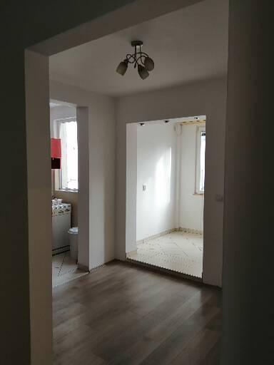 Stan na prodaju u Beogradu, Karaburma, trosoban, 50m2, cena 149000 evra