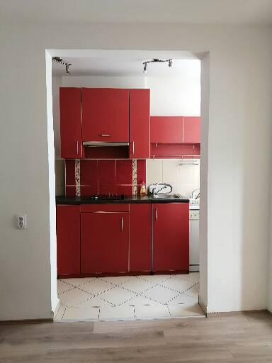 Stan na prodaju u Beogradu, Karaburma, trosoban, 50m2, cena 149000 evra