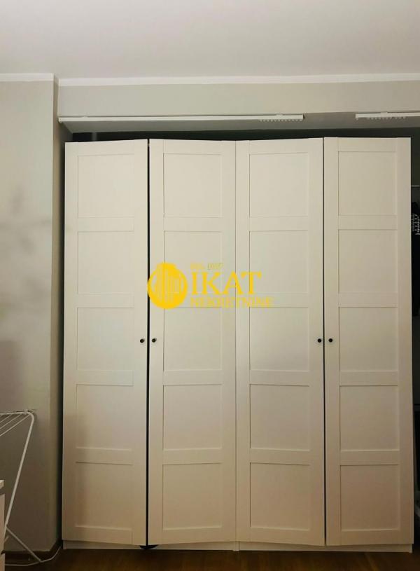 Stan na prodaju u Beogradu, Vračar, dvoiposoban, 74m2, cena 265000 evra