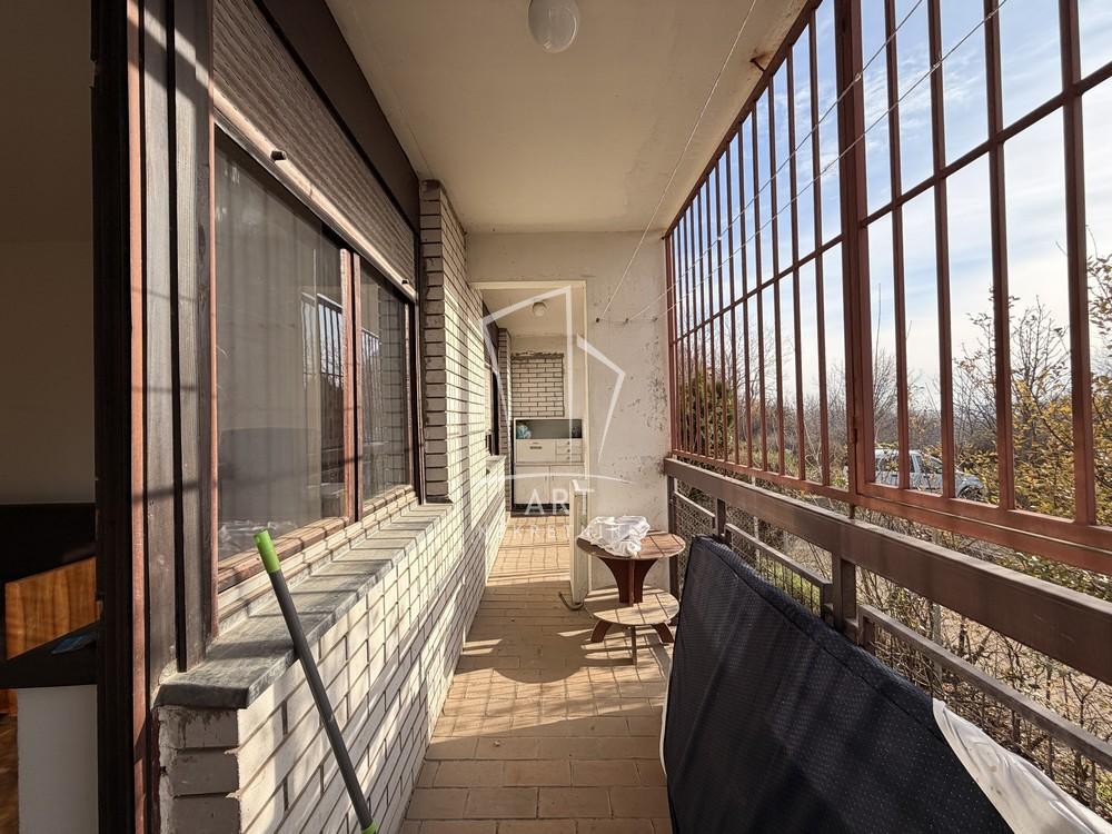 Stan na prodaju u Beogradu, Petlovo brdo, jednosoban, 45m2, cena 119000 evra