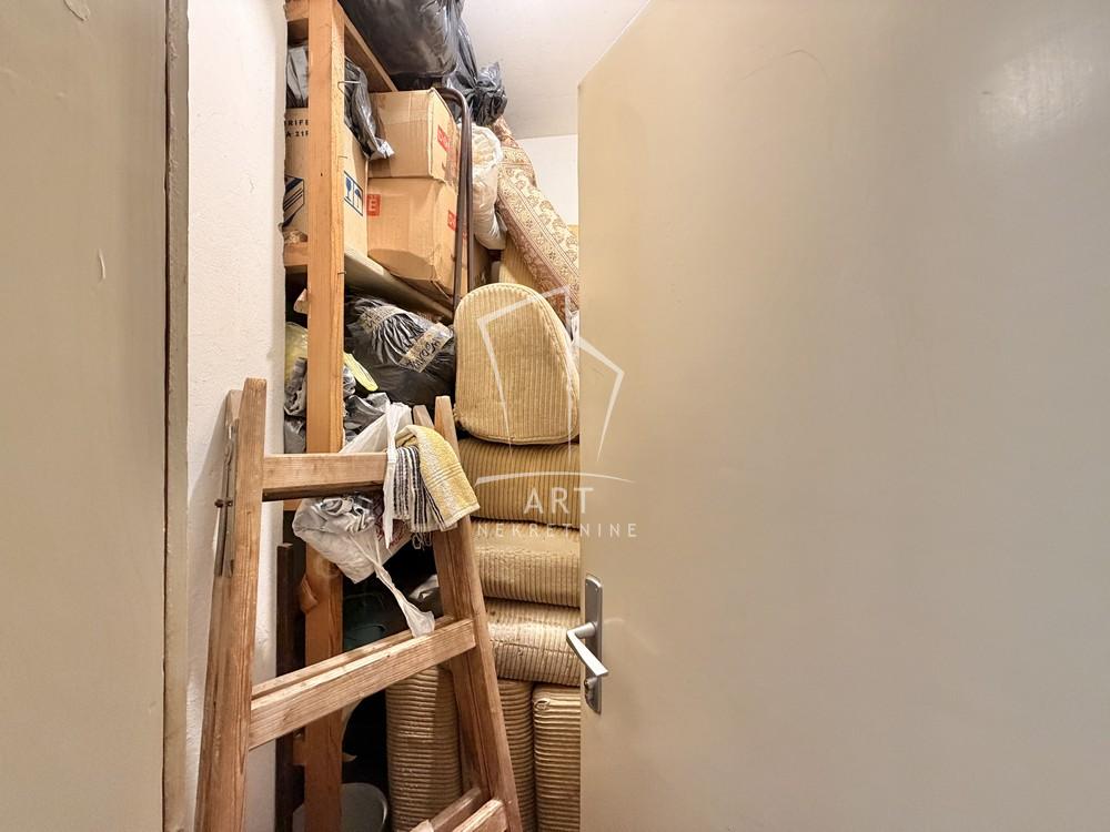 Stan na prodaju u Beogradu, Petlovo brdo, jednosoban, 45m2, cena 119000 evra