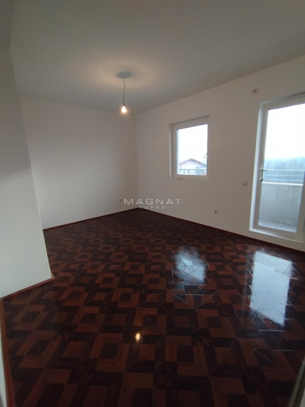 Stan na prodaju u Beogradu, Palilula, dvoiposoban, 47m2, cena 75000 evra