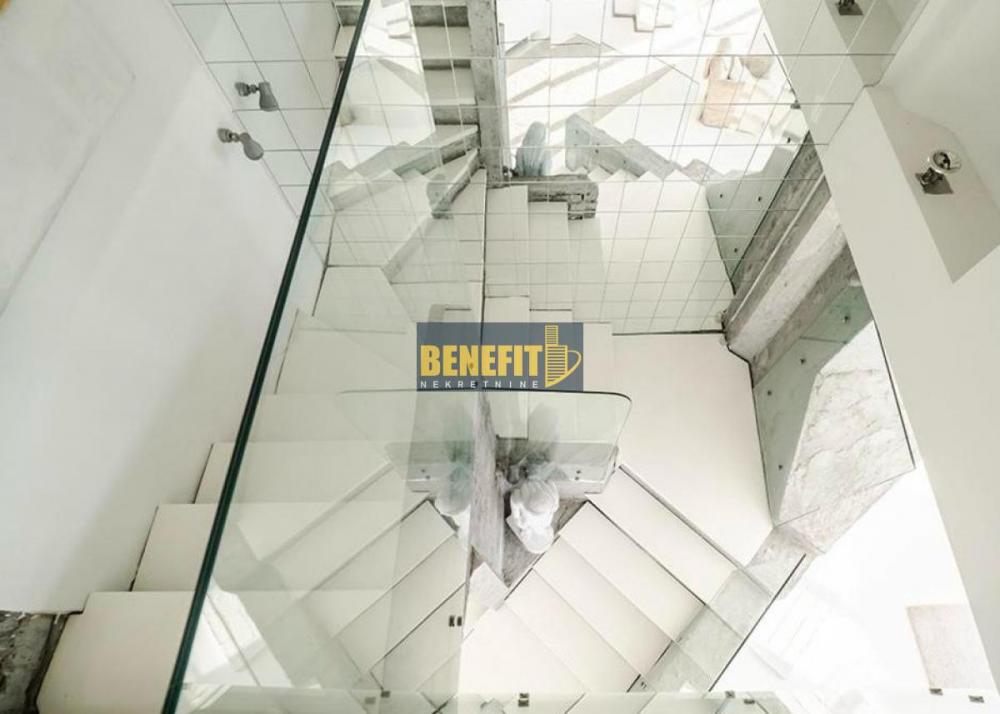 Stan na prodaju u Beogradu, Tašmajdan, cetvorosoban, 244m2, cena 900000 evra