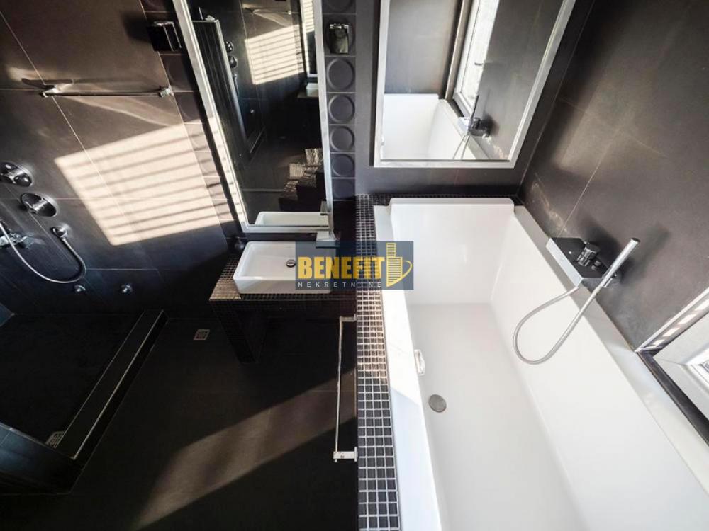 Stan na prodaju u Beogradu, Tašmajdan, cetvorosoban, 244m2, cena 900000 evra