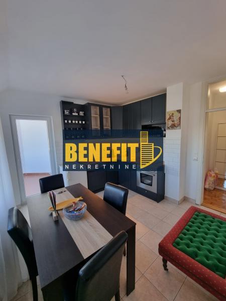 Stan na prodaju u Beogradu, Bežanijska kosa, dvosoban, 61m2, cena 159000 evra