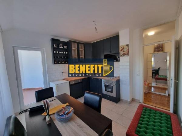 Stan na prodaju u Beogradu, Bežanijska kosa, dvosoban, 61m2, cena 159000 evra