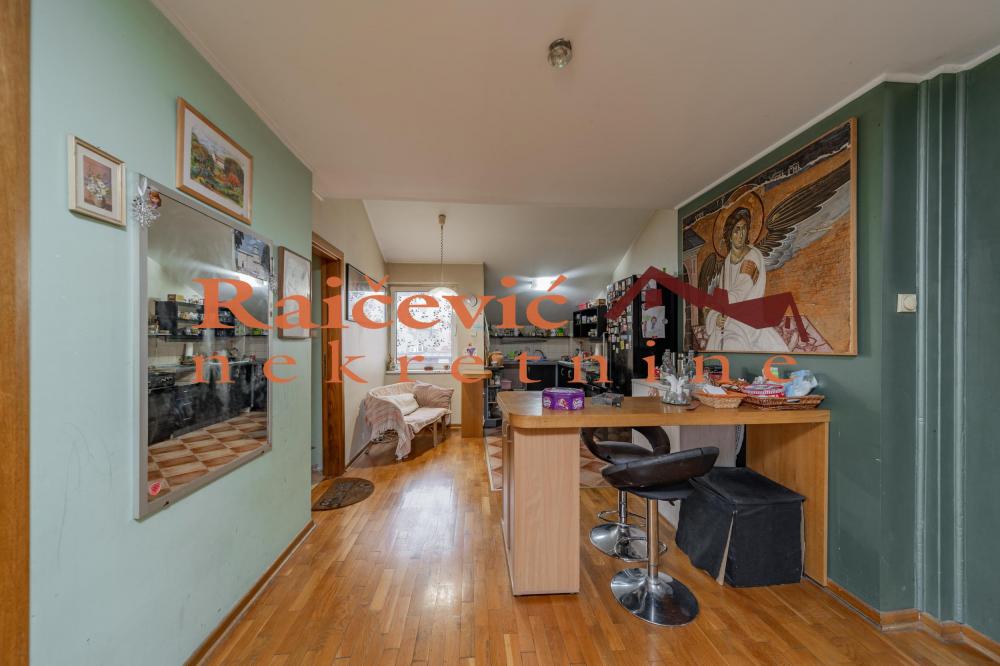 Glavna slika oglasa 270318