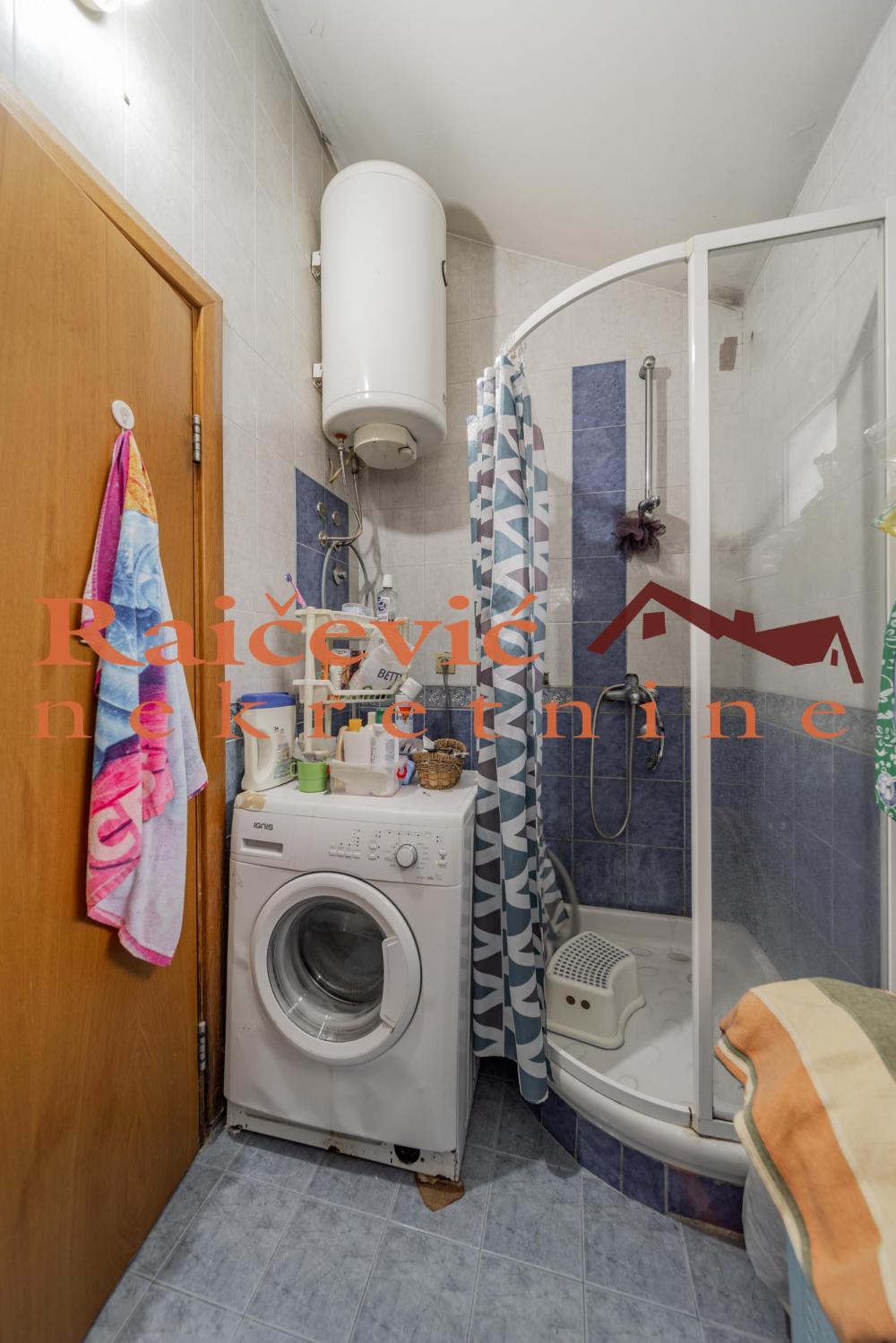 Stan na prodaju u Beogradu, Profesorska kolonija, cetvorosoban, 160m2, cena 300000 evra