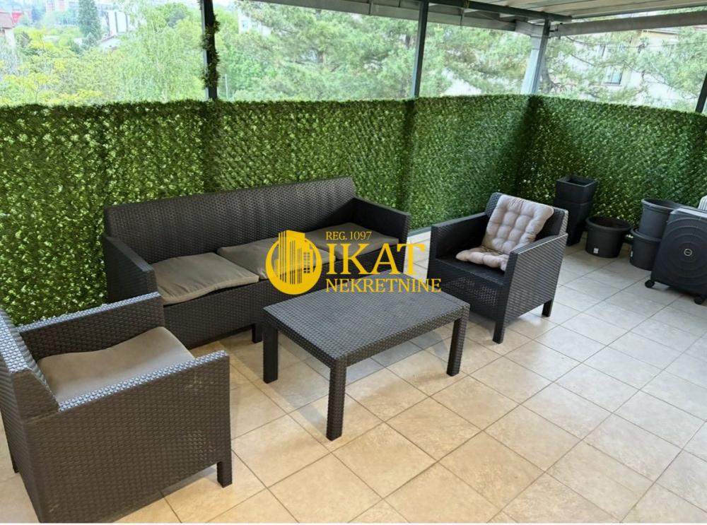 Stan na prodaju u Beogradu, Voždovac, trosoban, 90m2, cena 230000 evra