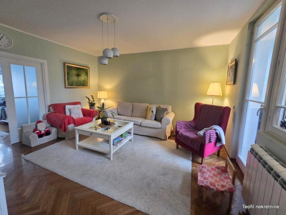 Stan na prodaju u Beogradu, Beograd (centar), trosoban, 81m2, cena 329000 evra