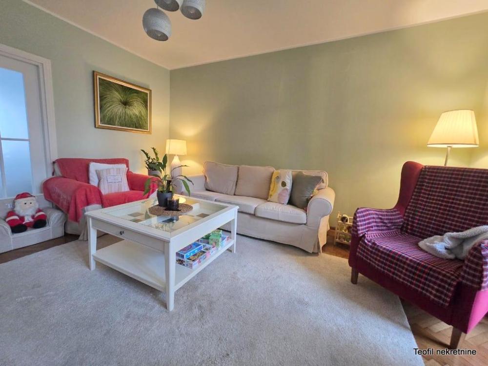 Stan na prodaju u Beogradu, Beograd (centar), trosoban, 81m2, cena 329000 evra