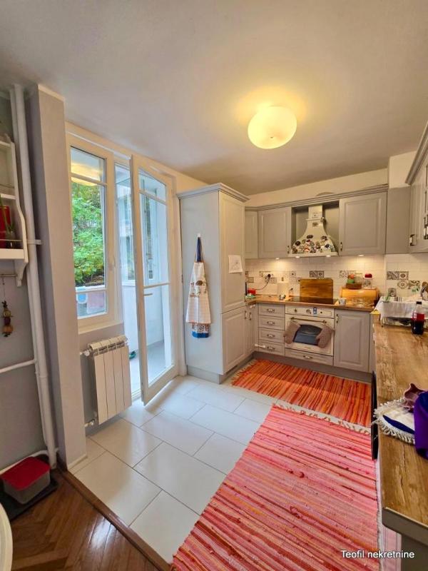 Stan na prodaju u Beogradu, Beograd (centar), trosoban, 81m2, cena 329000 evra