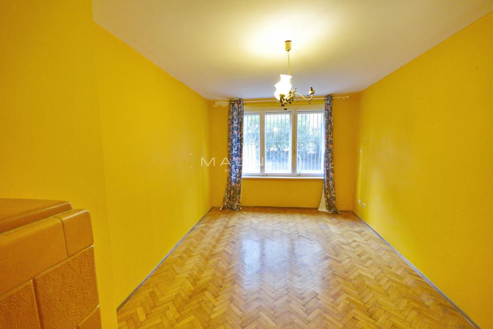 Stan na prodaju u Beogradu, Vračar, trosoban, 65m2, cena 229000 evra