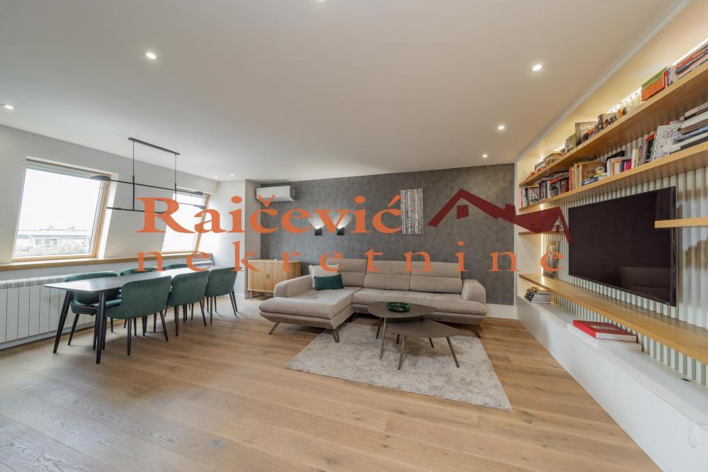 Stan na prodaju u Beogradu, Lion, trosoban, 74m2, cena 265000 evra