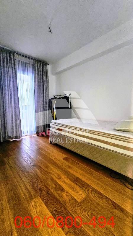 Stan na prodaju u Beogradu, Zemun, trosoban, 76m2, cena 228000 evra