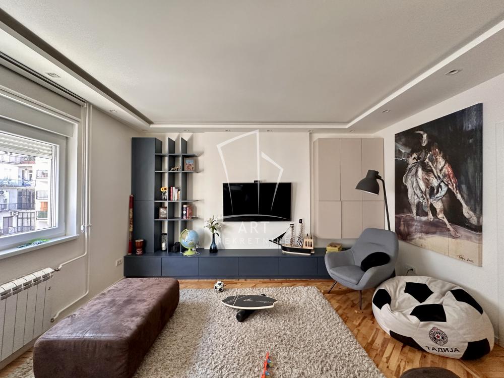 Stan na prodaju u Beogradu, Stari grad, 172m2, cena 565000 evra