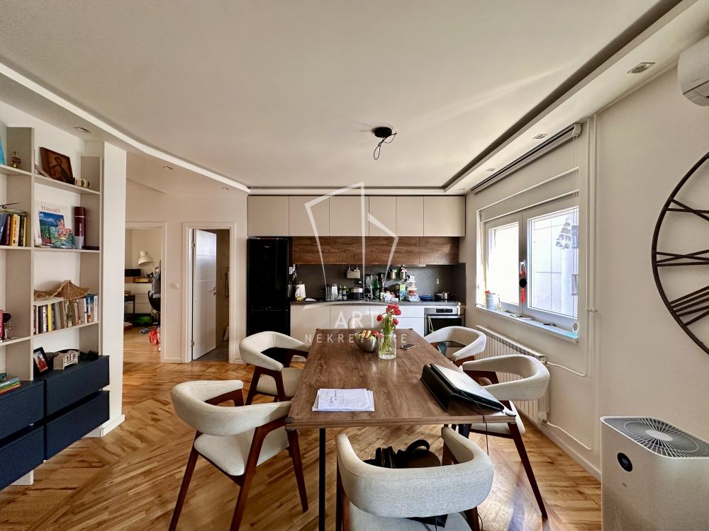 Stan na prodaju u Beogradu, Stari grad, 172m2, cena 565000 evra