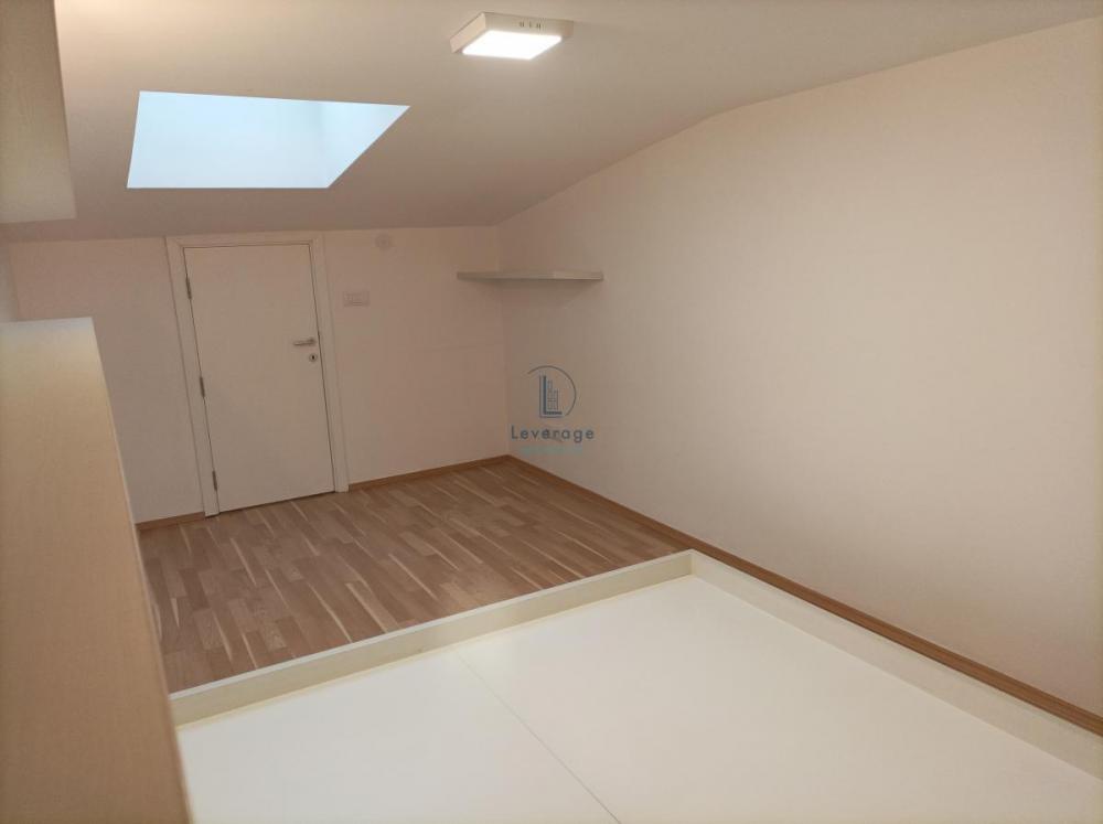 Stan na prodaju u Beogradu, Lion, trosoban, 84m2, cena 180000 evra