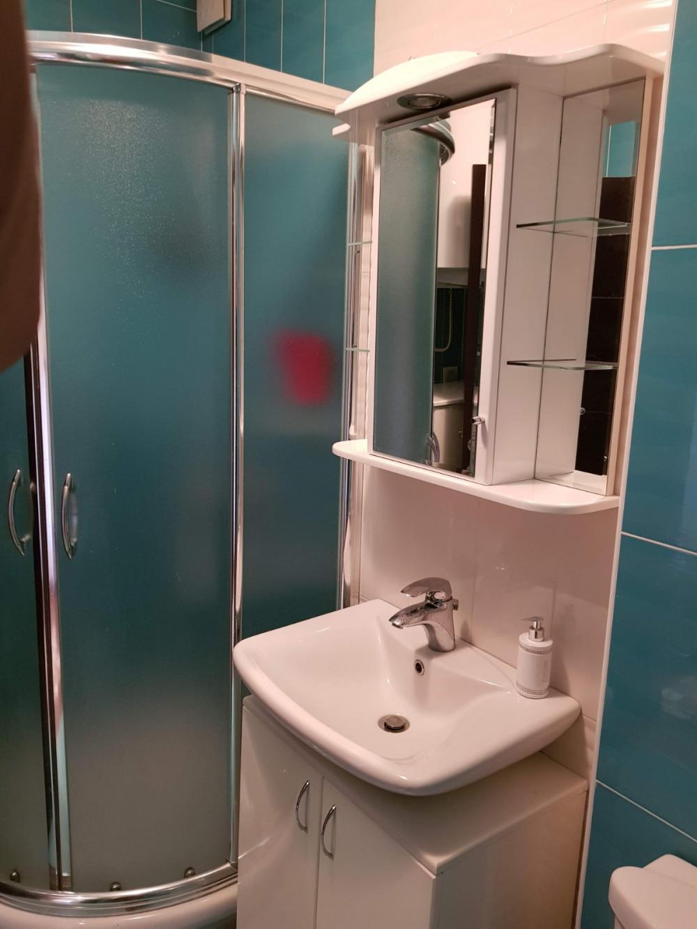 Stan na prodaju u Beogradu, Voždovac, trosoban, 75m2, cena 299000 evra