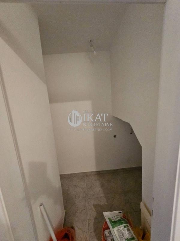 Stan na prodaju u Beogradu, Meandri, troiposoban, 87m2, cena 190000 evra