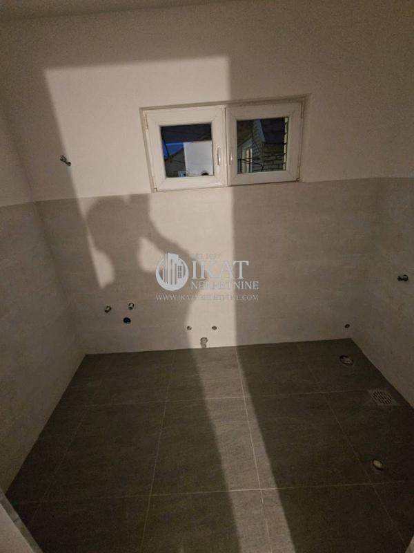 Stan na prodaju u Beogradu, Meandri, troiposoban, 87m2, cena 190000 evra