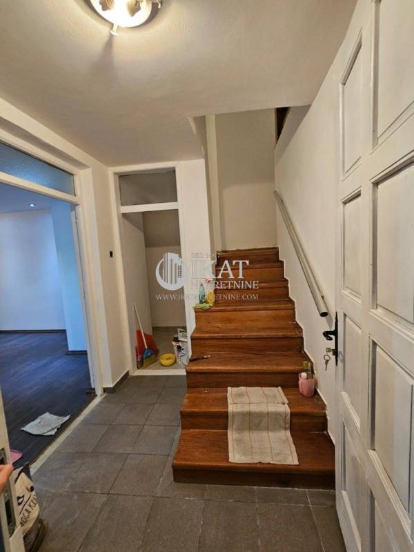 Stan na prodaju u Beogradu, Meandri, troiposoban, 87m2, cena 190000 evra