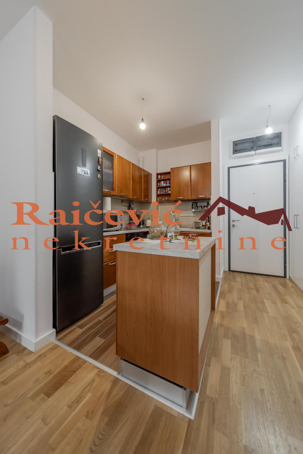 Stan na prodaju u Beogradu, Učiteljsko naselje, dvoiposoban, 65m2, cena 205000 evra