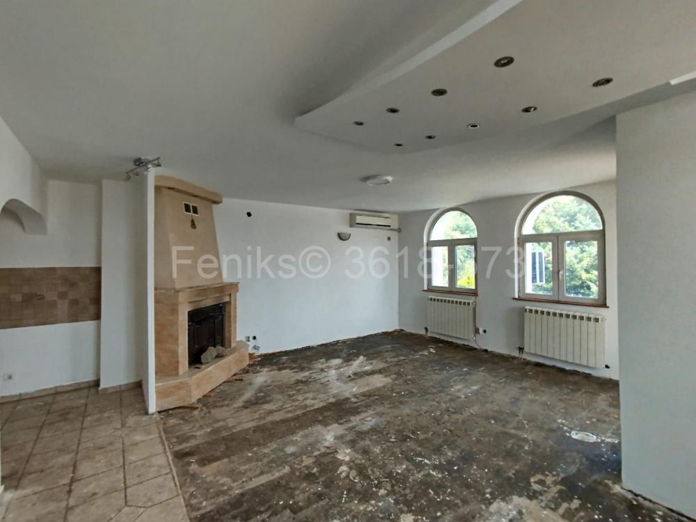 Stan na prodaju u Beogradu, Dedinje, cetvorosoban, 102m2, cena 229000 evra